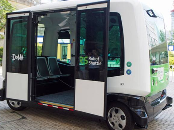 EasyMile推出升級版EZ10無人駕駛公交車，可實現自動駕駛和環境監測功能